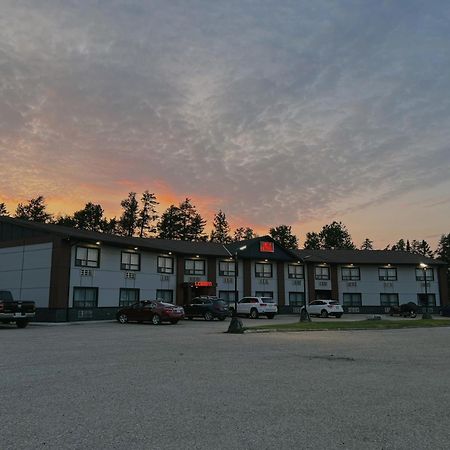 Hwy 17 Hotel Wawa Εξωτερικό φωτογραφία