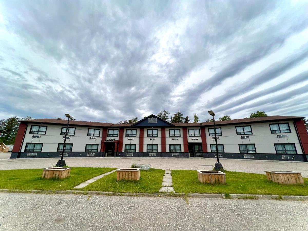 Hwy 17 Hotel Wawa Εξωτερικό φωτογραφία