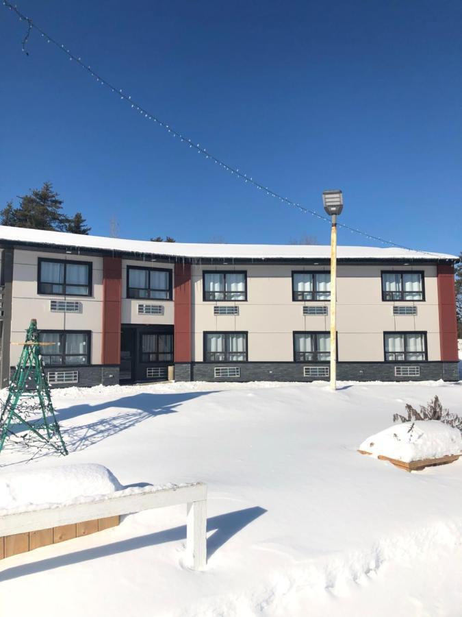 Hwy 17 Hotel Wawa Εξωτερικό φωτογραφία